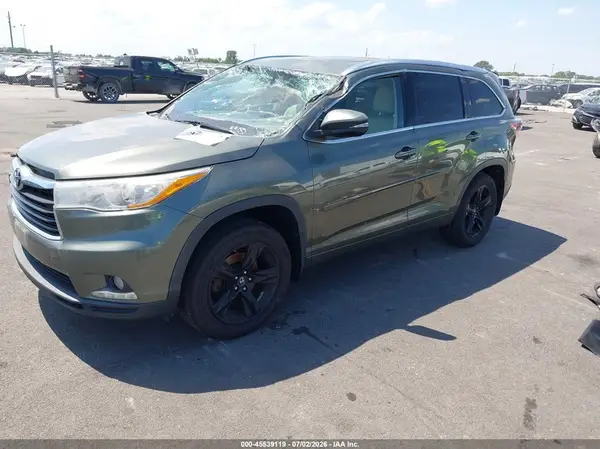 5TDDKRFH9GS334323 2016 TOYOTA HIGHLANDER - Image 2