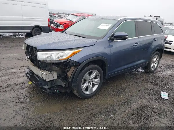 5TDDKRFH9GS340171 2016 TOYOTA HIGHLANDER - Image 2