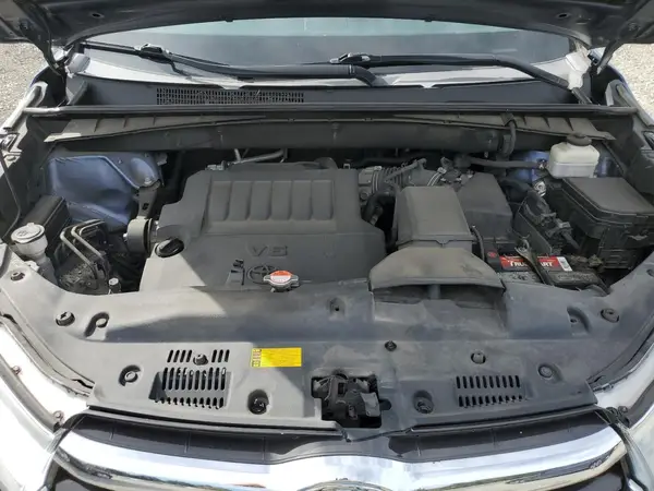 5TDDKRFHXGS249927 2016 TOYOTA HIGHLANDER - Image 8