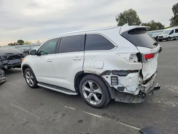 5TDDKRFHXGS262838 2016 TOYOTA HIGHLANDER - Image 2