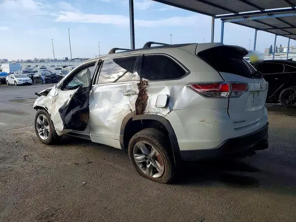 5TDDKRFHXGS264766 2016 TOYOTA HIGHLANDER - Image 2