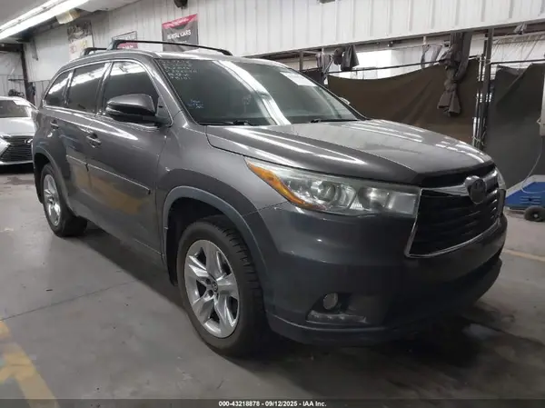 5TDDKRFHXGS266050 2016 TOYOTA HIGHLANDER - Image 1