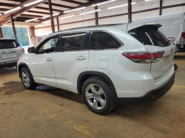 5TDDKRFHXGS277663 2016 TOYOTA HIGHLANDER - Image 2