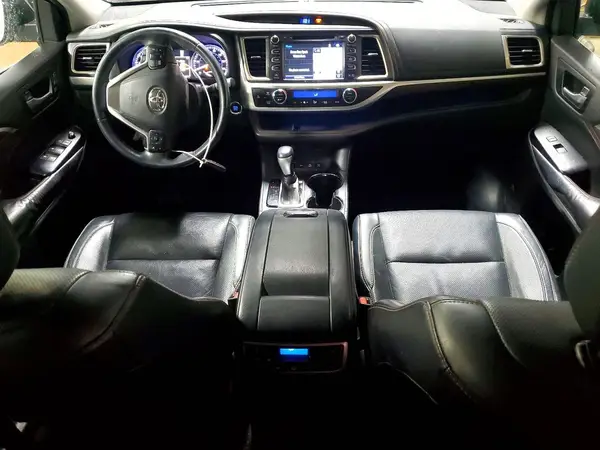 5TDDKRFHXGS293037 2016 TOYOTA HIGHLANDER - Image 8