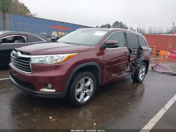 5TDDKRFHXGS299470 2016 TOYOTA HIGHLANDER - Image 2