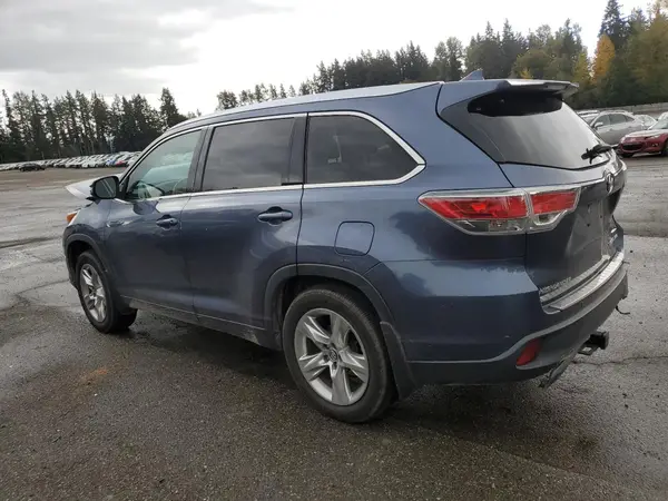 5TDDKRFHXGS335609 2016 TOYOTA HIGHLANDER - Image 2