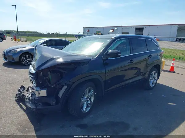 5TDDKRFHXGS339952 2016 TOYOTA HIGHLANDER - Image 2