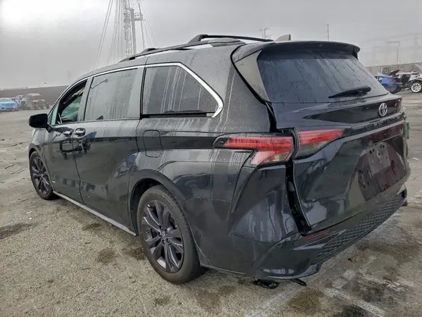 5TDDRKEC0MS002534 2021 TOYOTA SIENNA - Image 2
