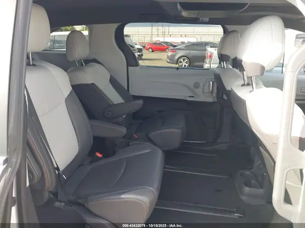 5TDDRKEC0MS054133 2021 TOYOTA SIENNA - Image 8