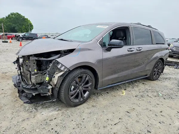 5TDDRKEC0NS104837 2022 TOYOTA SIENNA - Image 1