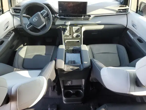 5TDDRKEC0SS254071 2025 TOYOTA SIENNA - Image 8