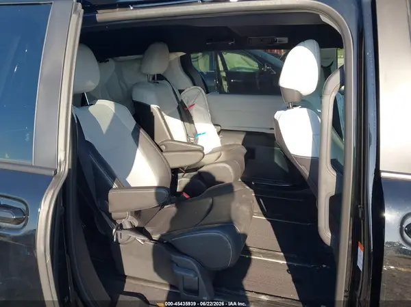 5TDDRKEC0SS289029 2025 TOYOTA SIENNA - Image 8