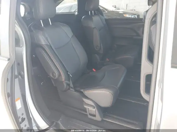 5TDDRKEC2NS127701 2022 TOYOTA SIENNA - Image 8
