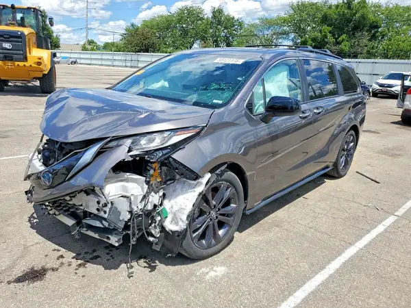5TDDRKEC3NS117307 2022 TOYOTA SIENNA - Image 1