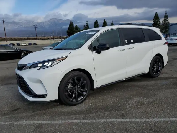 5TDDRKEC3PS175887 2023 TOYOTA SIENNA - Image 1