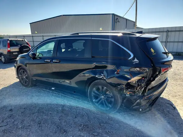 5TDDRKEC4MS051042 2021 TOYOTA SIENNA - Image 2