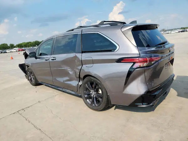 5TDDRKEC5NS106504 2022 TOYOTA SIENNA - Image 2