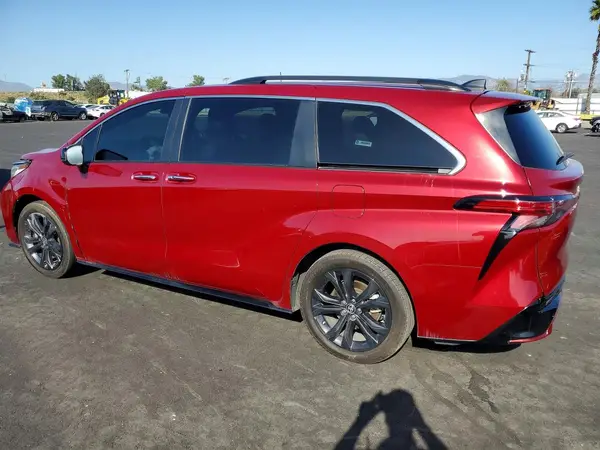 5TDDRKEC5PS170450 2023 TOYOTA SIENNA - Image 2