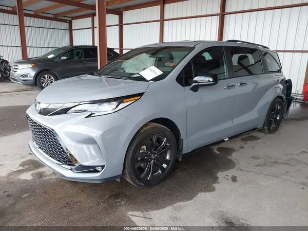 5TDDRKEC5SS256575 2025 TOYOTA SIENNA - Image 2