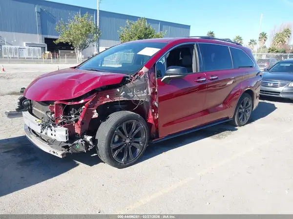 5TDDRKEC6NS077062 2022 TOYOTA SIENNA - Image 2