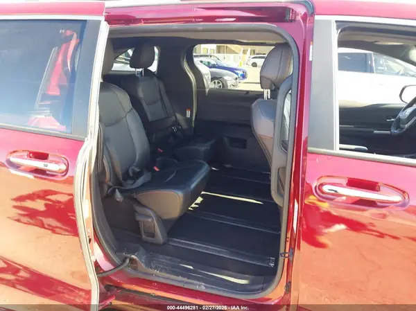 5TDDRKEC6NS077062 2022 TOYOTA SIENNA - Image 8