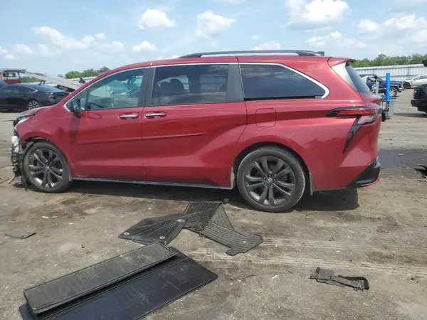 5TDDRKEC6PS149848 2023 TOYOTA SIENNA - Image 2