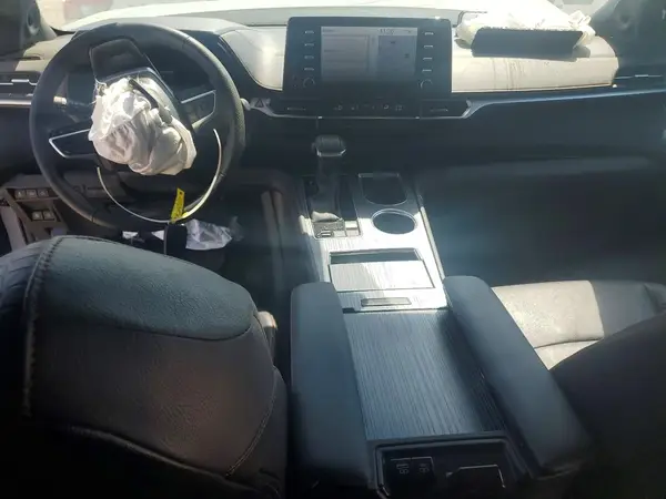 5TDDRKEC6RS216967 2024 TOYOTA SIENNA - Image 8