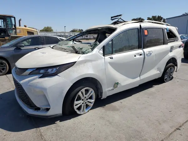 5TDDRKEC7MS055909 2021 TOYOTA SIENNA
