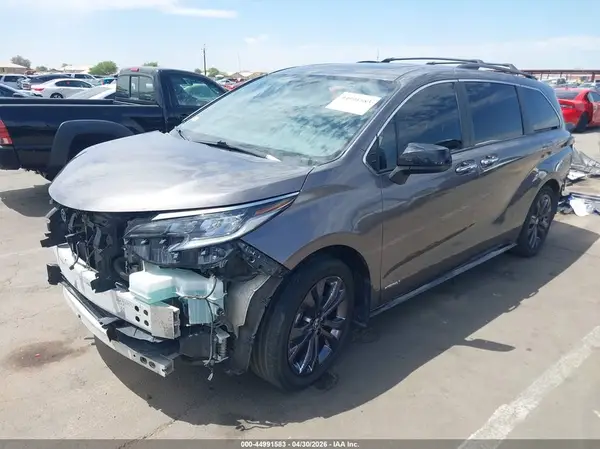 5TDDRKEC7MS070880 2021 TOYOTA SIENNA - Image 2