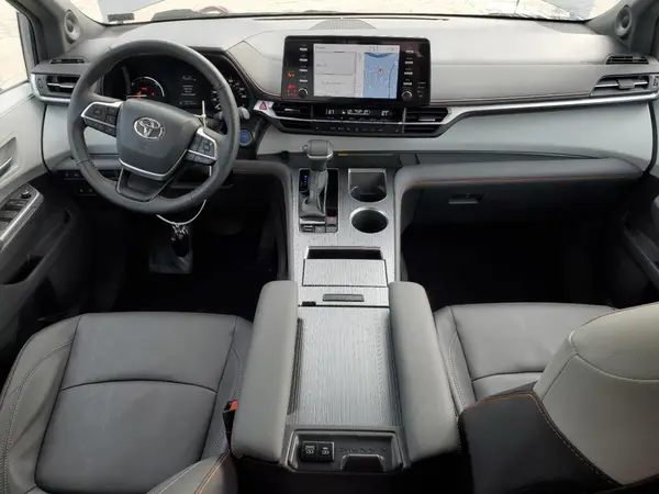 5TDDRKEC7RS220932 2024 TOYOTA SIENNA - Image 8