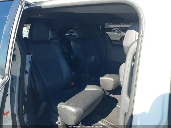 5TDDRKEC8MS016097 2021 TOYOTA SIENNA - Image 8