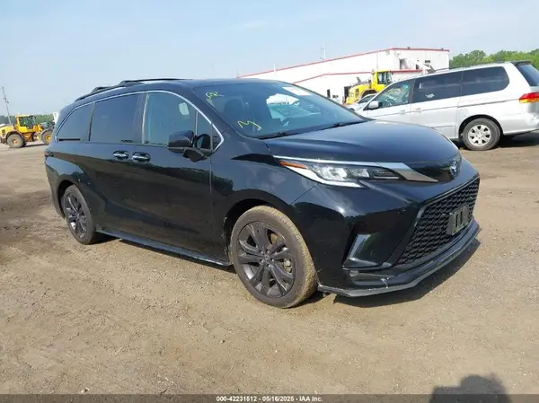 5TDDRKEC8NS079069 2022 TOYOTA SIENNA - Image 1
