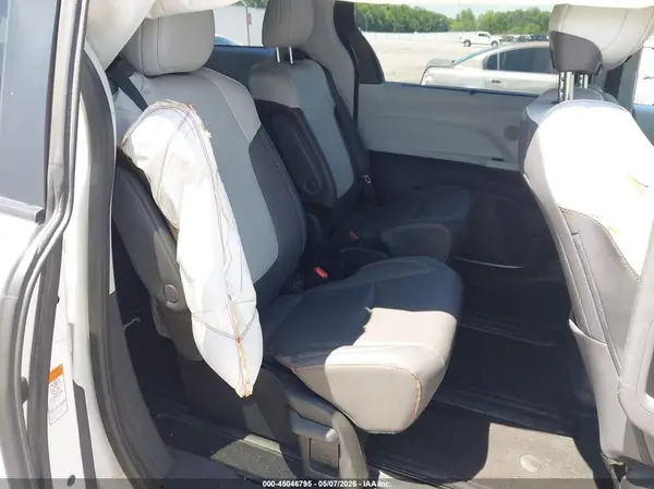 5TDDRKEC8PS152069 2023 TOYOTA SIENNA - Image 8