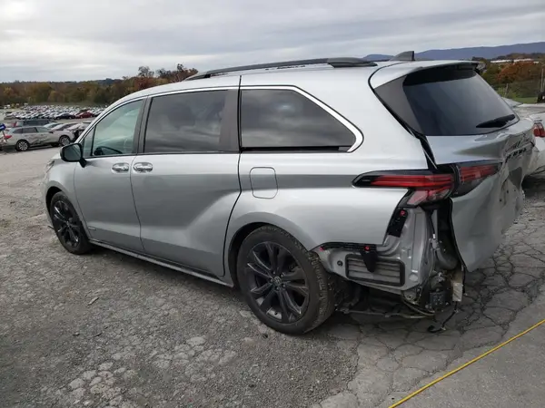 5TDDRKEC9MS020823 2021 TOYOTA SIENNA - Image 2