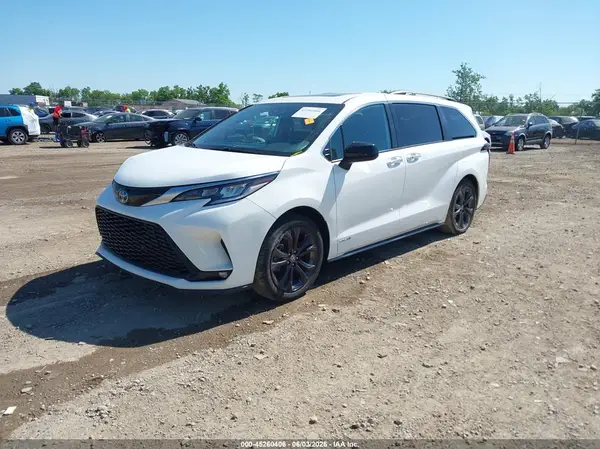 5TDDRKEC9MS024936 2021 TOYOTA SIENNA - Image 2