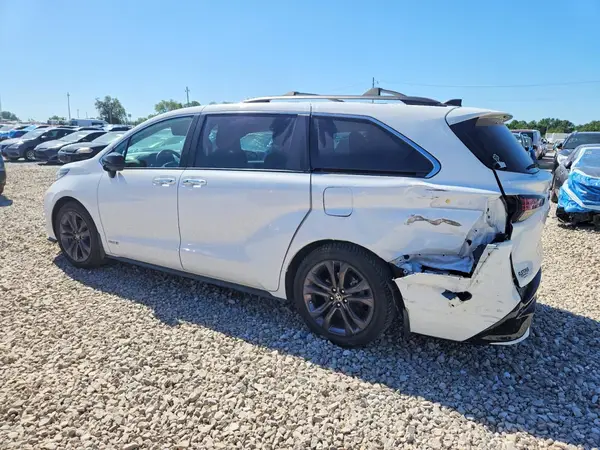 5TDDRKEC9MS054826 2021 TOYOTA SIENNA - Image 2