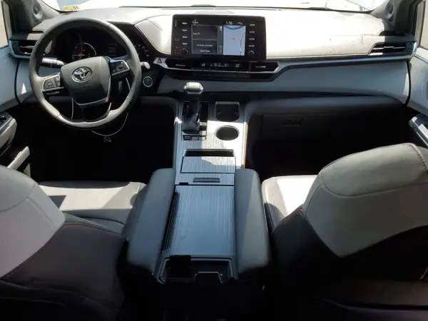 5TDDRKEC9PS174498 2023 TOYOTA SIENNA - Image 8