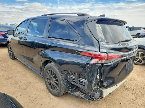 5TDDRKECXMS012195 2021 TOYOTA SIENNA - Image 2