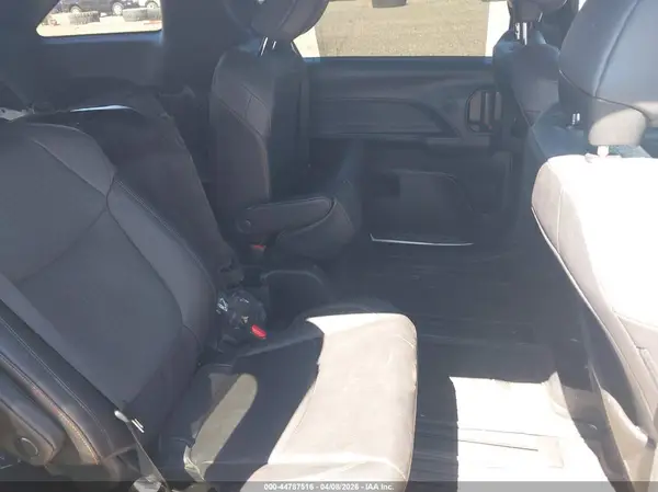 5TDDSKFC0PS093666 2023 TOYOTA SIENNA - Image 8