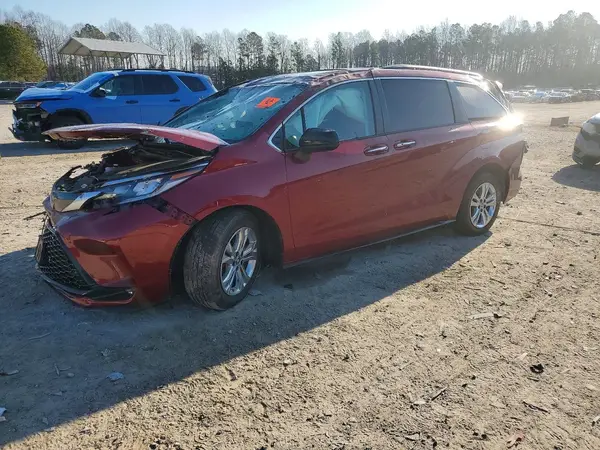 5TDDSKFC0PS107260 2023 TOYOTA SIENNA - Image 1