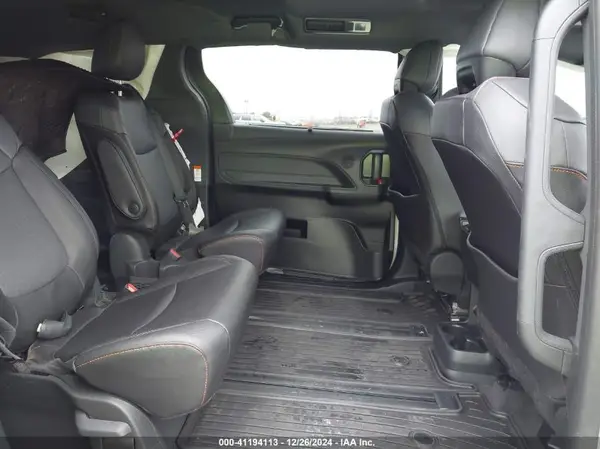5TDDSKFC0RS140861 2024 TOYOTA SIENNA - Image 8