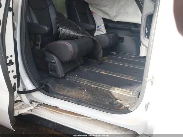 5TDDSKFC0SS180671 2025 TOYOTA SIENNA - Image 8