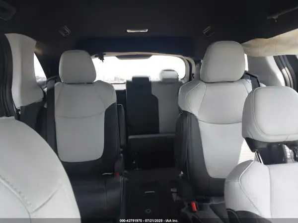 5TDDSKFC0SS196921 2025 TOYOTA SIENNA - Image 8