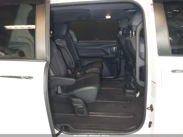 5TDDSKFC2MS020455 2021 TOYOTA SIENNA - Image 8