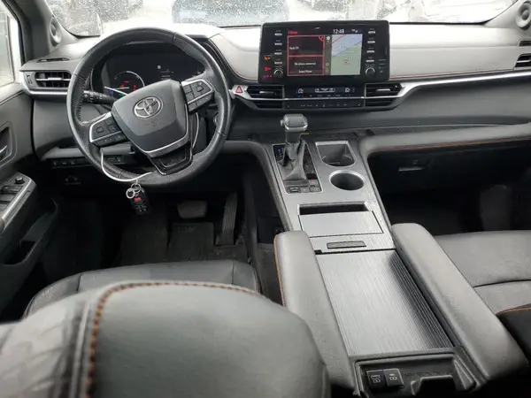 5TDDSKFC2NS073089 2022 TOYOTA SIENNA - Image 8