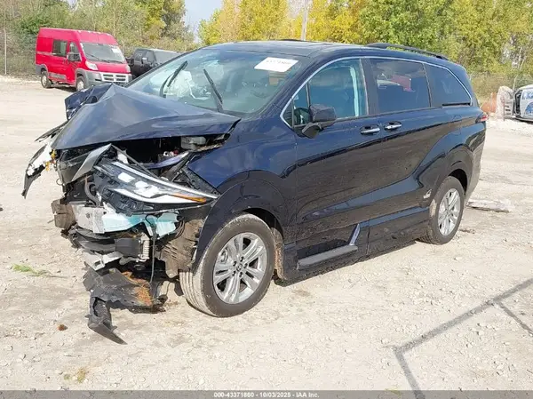 5TDDSKFC2PS107275 2023 TOYOTA SIENNA - Image 2