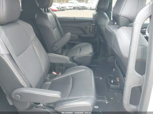 5TDDSKFC2RS127223 2024 TOYOTA SIENNA - Image 8