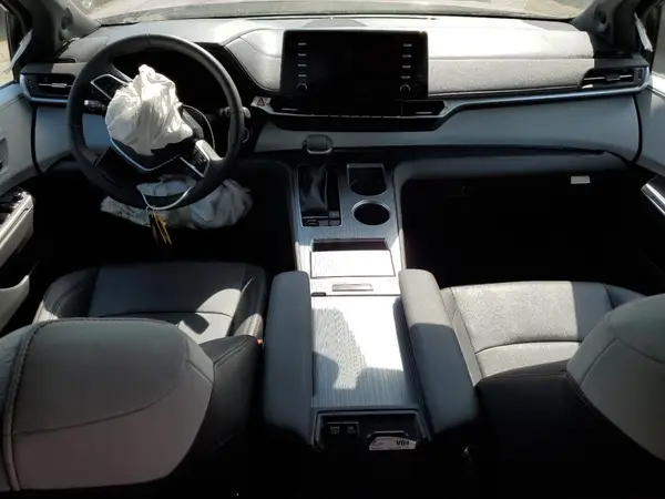 5TDDSKFC2RS129523 2024 TOYOTA SIENNA - Image 8