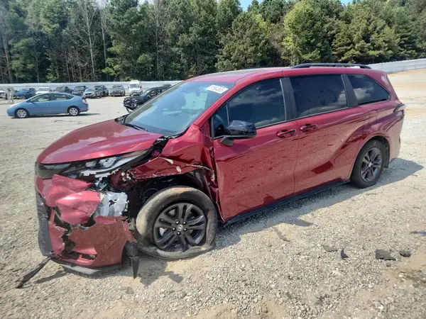 5TDDSKFC2SS186990 2025 TOYOTA SIENNA - Image 1