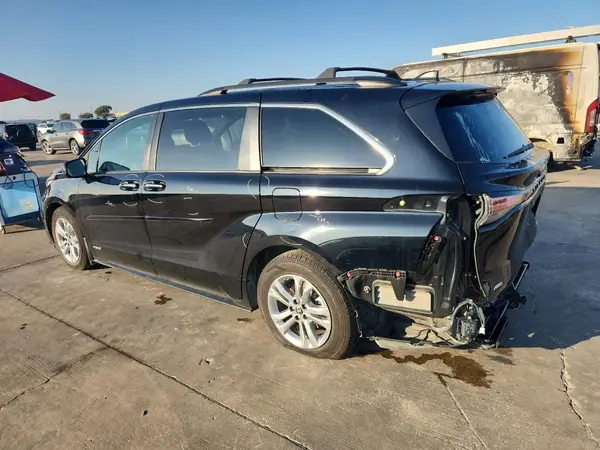 5TDDSKFC3MS022943 2021 TOYOTA SIENNA - Image 2